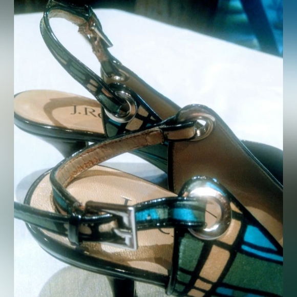 J. Renée woman shoes - Picture 5 of 11